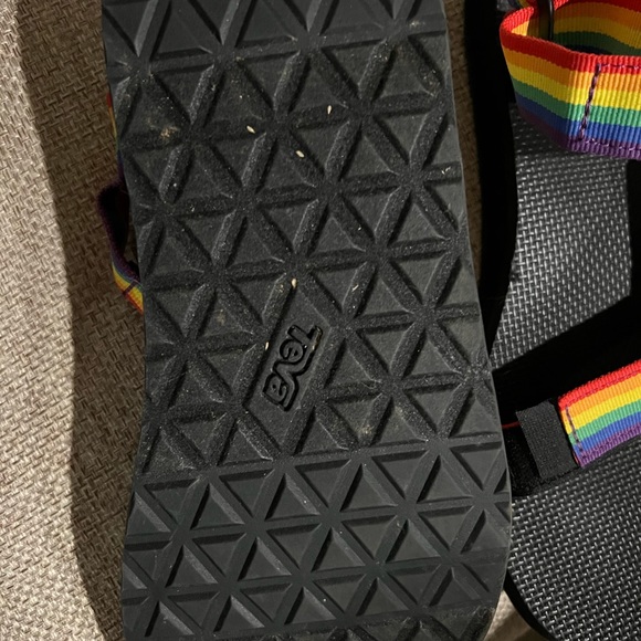 Teevas size 10 - Picture 2 of 2